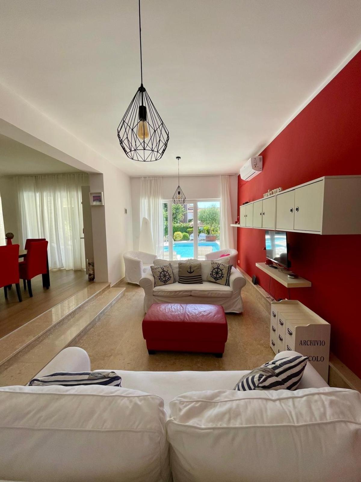 Villa Tiego Медулин Екстериор снимка