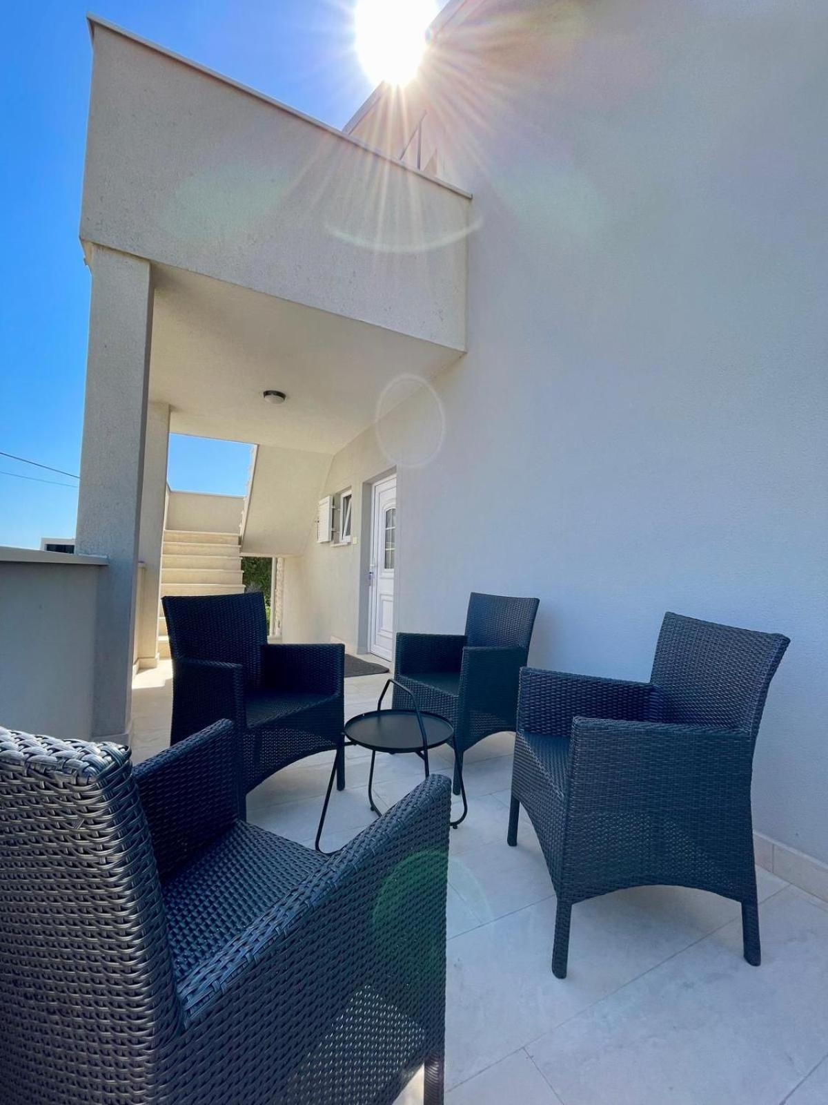 Villa Tiego Медулин Екстериор снимка